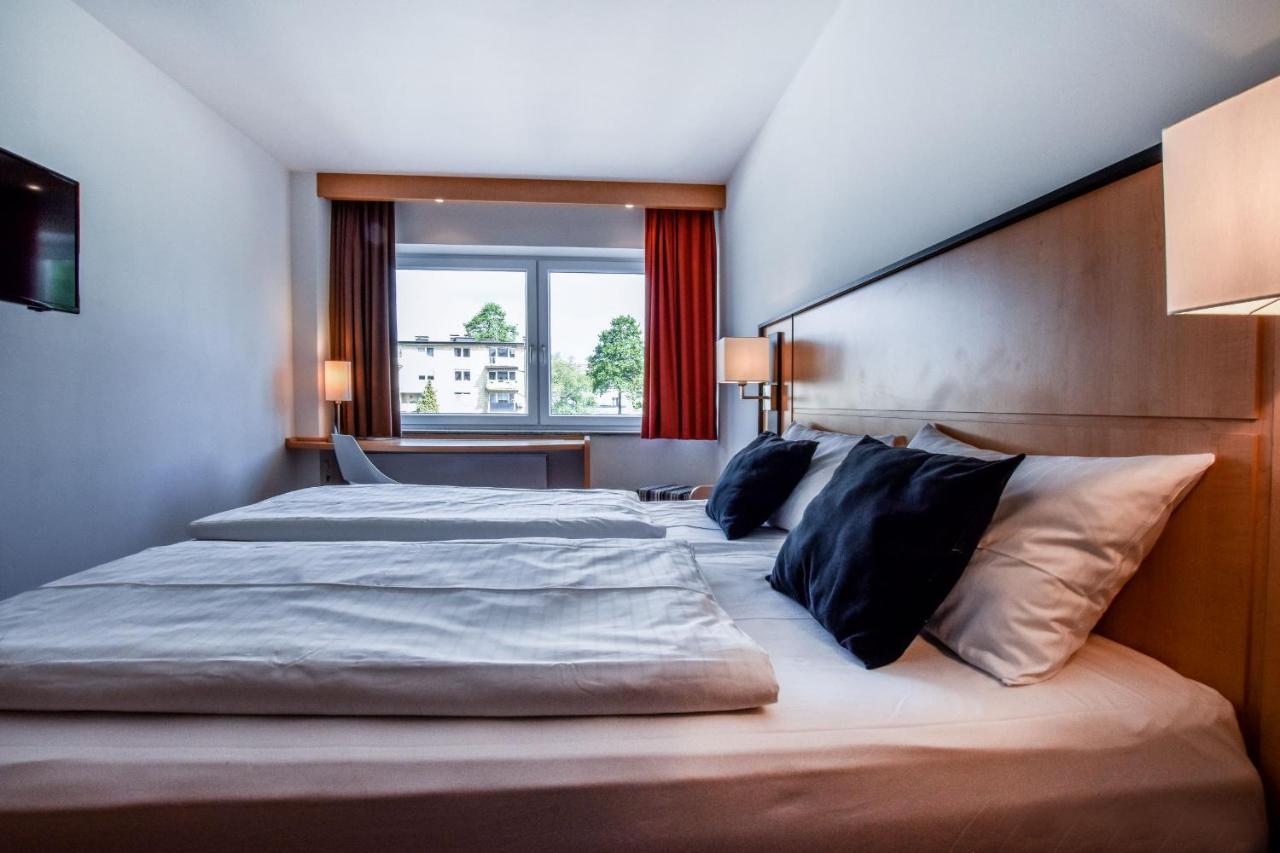 Stay Lev Hotel Leverkusen Exterior photo